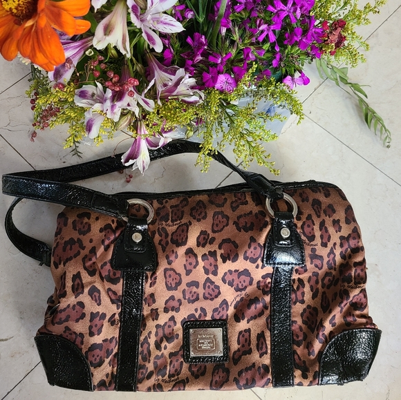 Liz Clairborne leopard print purse - Picture 2 of 16